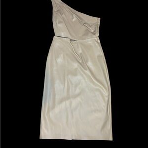 L'AGENCE Elegant Cream One-Shoulder Dress